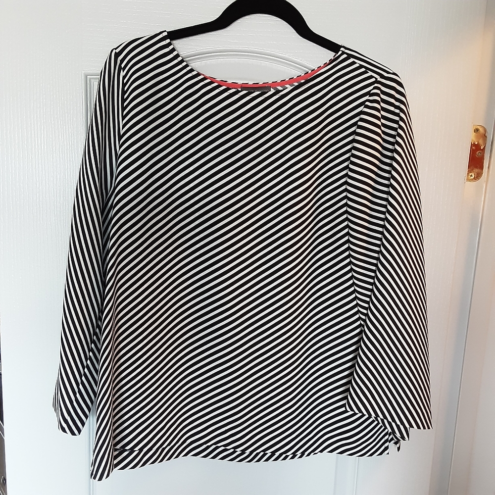 Vince Camuto blouse